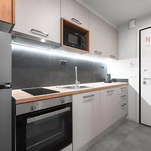  Apartment Big Apple Aprts, Nilie Hospitality Mgmt